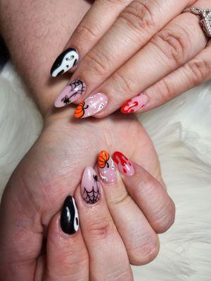 Halloween nails design