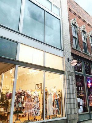 Store-front on Locust St. in East Village, Des Moines