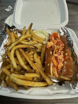 Lobster roll with fries and coleslaw