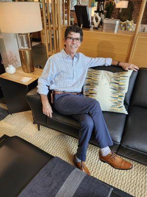 Hi i'm  Bill Pinckard, 40 + years in the rug and furinture cleaning and protecting business. I work with top designers and their clients.