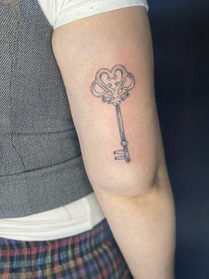 Key tattoo by angel