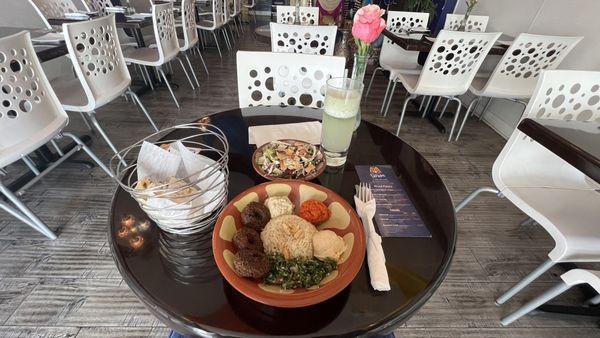 The vegan lunch I opted for.  Falafel bowl.