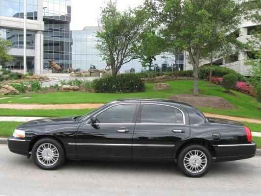 Lincoln Sedan