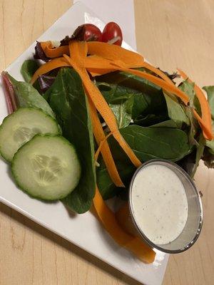 The Barn House Salad (split in two plates!)