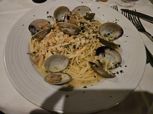 Clams and linguini