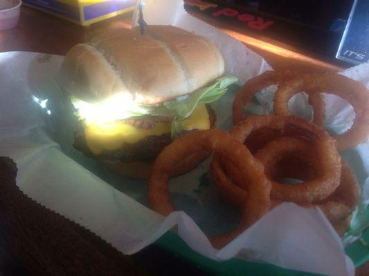 Great burger and onion rings!