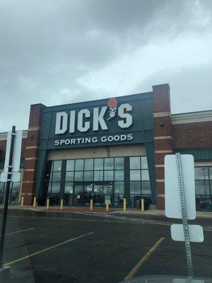 DICK'S Sporting Goods