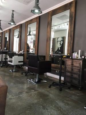 Super clean and awesome salon!