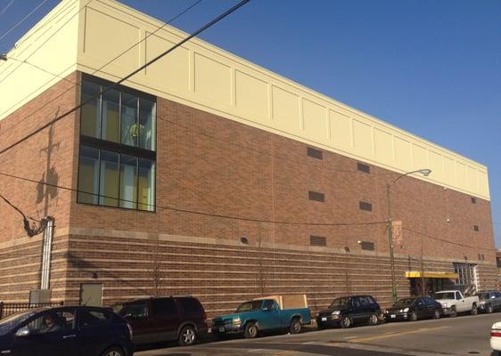 Air Conditioned & heated self storage on California Ave. in Chicago, IL.