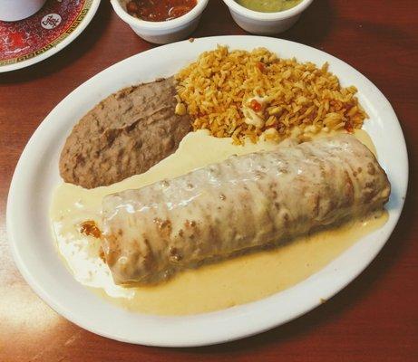 Pretty appetizing outside! But it's what's on the inside of a burrito (and burrito maker) that really matters.