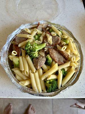 2. Pasta with Garlic and Broccoli