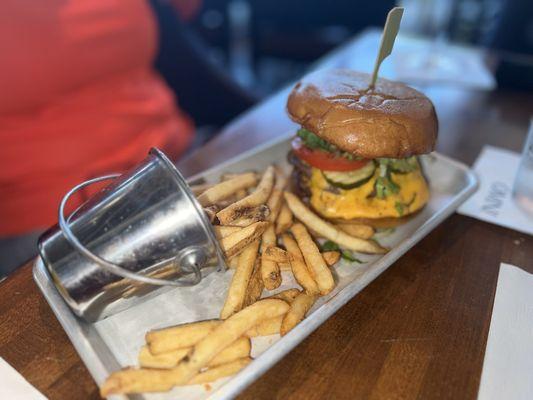 Classic Cheeseburger + Fries