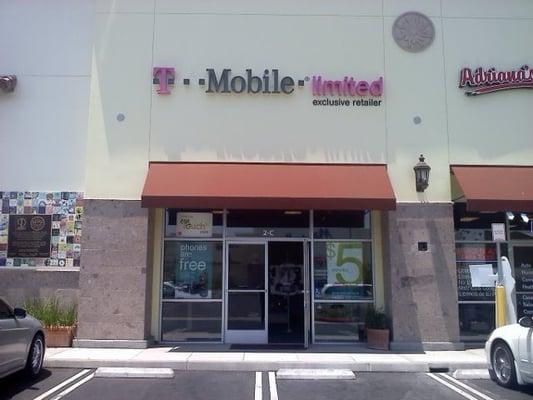 T-Mobile @ Plaza Del Sol