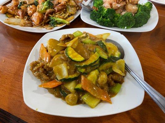 Curry Beef - Delicious Specialty Beef with Wok Style Vegetables