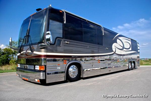 2003 Prevost XLII Liberty Coach