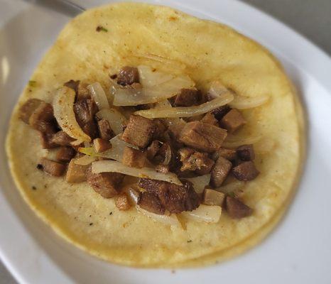 Taco de Lengua with onions ( and with cilantro, I ordered without)