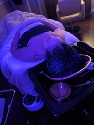 Relax & Rejuvenate!
Indulge in a luxurious Head Healing and Scalp Therapy treatment that will detox your scalp and    melt away stress!