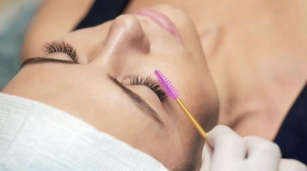 Keratin lash lifting