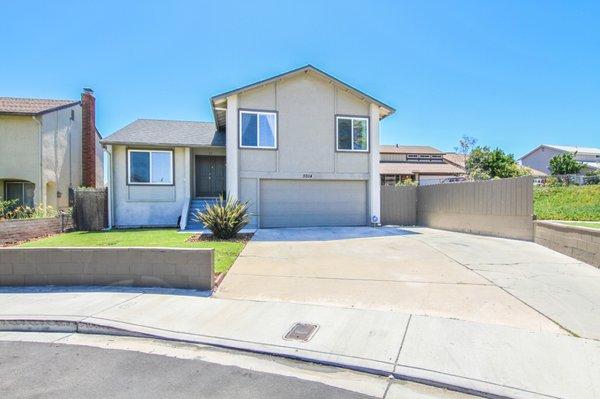 LISTED A 5 bedroom, 3 Full Bath home in Paradise Hills!