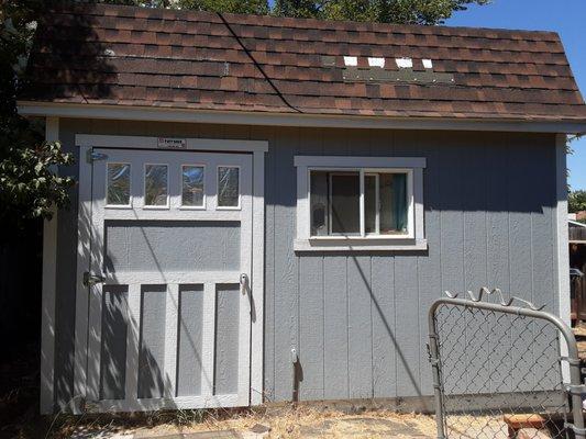 Missing shingles Door hanging unlevel.  The salesman LIED.