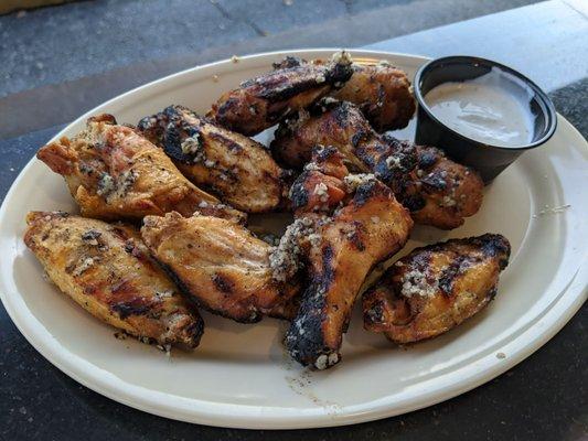 Garlic wings, breaded, Daytona style