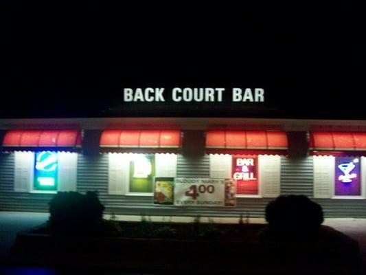 Back Court Bar and Grill