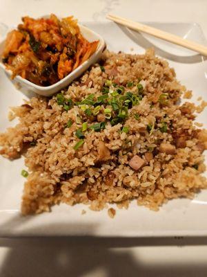 Dinner@Eagle Cafe; 8/20/2024.This is how I like my "Garlic Bacon Fried Rice", w/Da kimchee on Da side, not da Kimchee in my Fried Rice! LOL!