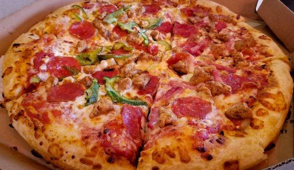 The Tastemaker.  A large, 3-topping pizza for $10.99.  Sausage & pep.  Half ham, half green peppers!  If only it was cut evenly.