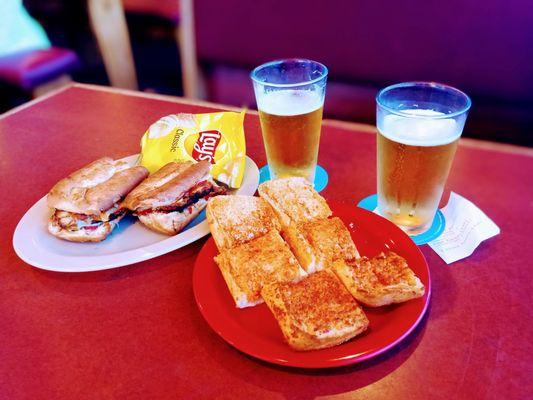 Roasted Chicken Breast Sandwich with Garlic Cheese Bread and Brews.