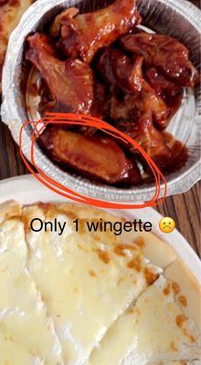 Dry chicken wings with only one wingette: sauce was good though.