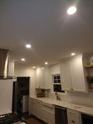 Recessed lighting install