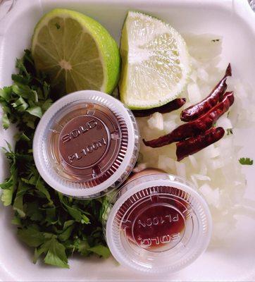 The side fixings for birria.