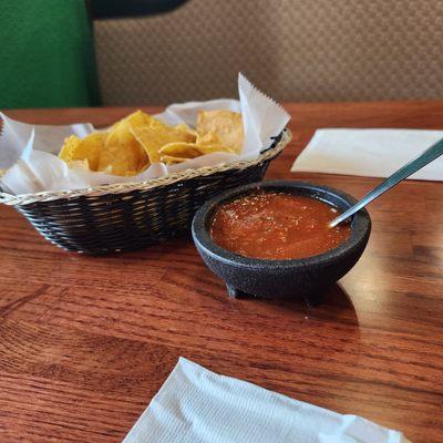 Chips N salsa