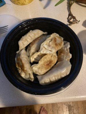 Peking ravioli