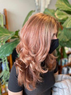 Women's Haircut & Highlights