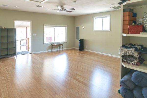 This is the Sol Studio, featuring sound healing, vibrating floor for deep, profound relaxation. Private classes and yoga therapy here.