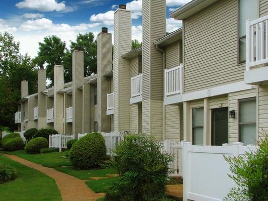 Private Entrances & Balconies