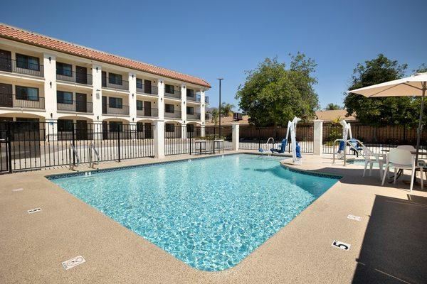 Hotel Swimming Pool