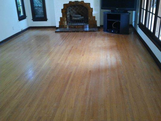 Wooden floor refinishing