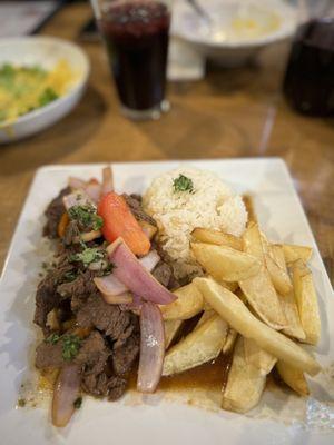 Lomo Saltado