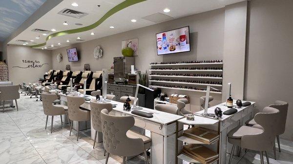 Apple Nail & Spa