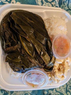 Laulau Plate with white rice and Mac salad