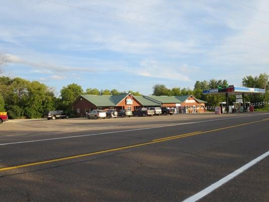 Outside Lake Magnor Lighthouse Restaurant and Convenient Store