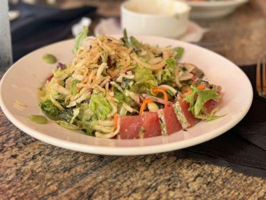 Ahi tuna salad