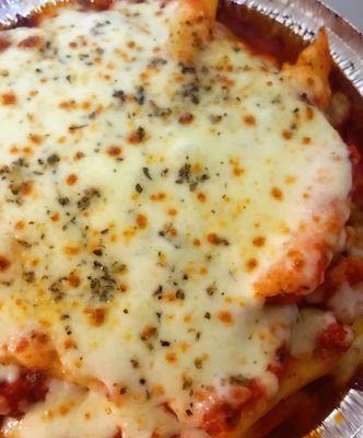 Our delicious baked ziti with mozzerella cheese! Can be made with regular or meat sauce. Sausage or meatballs can be added!