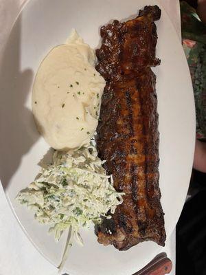 Ribs and mashed potatoes