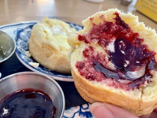 Biscuit with jam