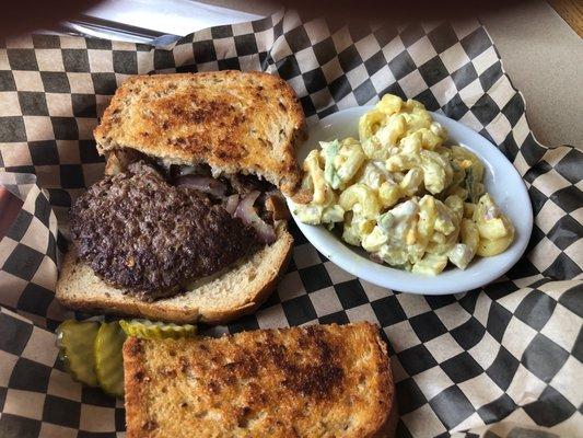 Patty melt with jalapeño Mac salad