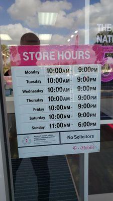 Store hours