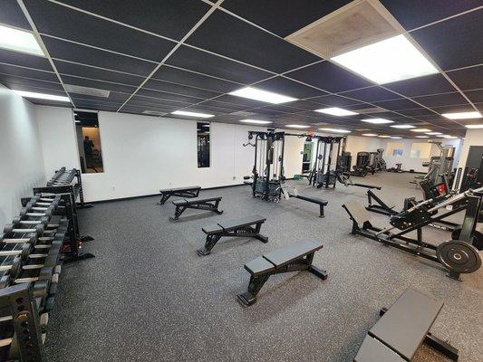 New, clean, feels like home. Luxury gyms